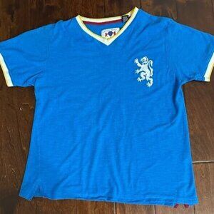 Chelsea Football Club Retro Mens Slim Fit L T-Shirt Rampant Lion Emblem